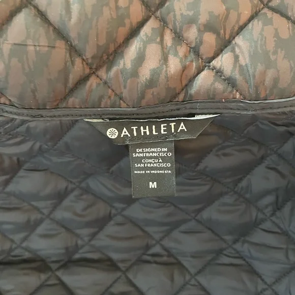 Athleta Black and Brown Quilted Puffer Jacket - Picture 3 of 3